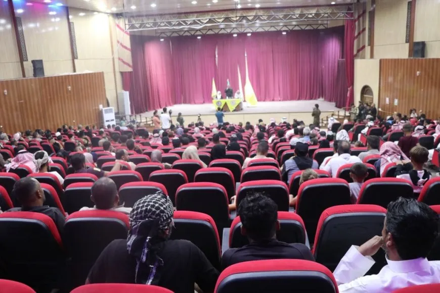 Hêzên Erka Xweparastinê bi şêniyên Tebqayê re civiya