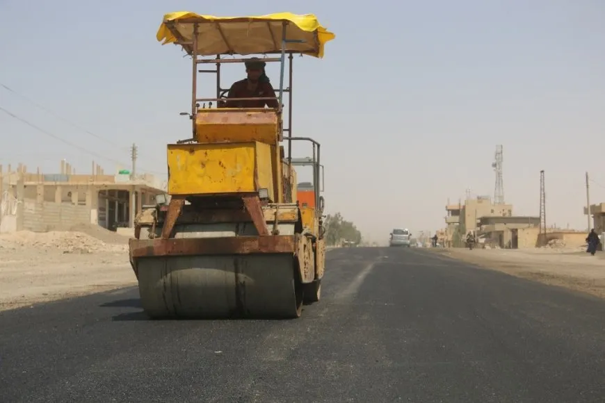 Şaredariyên Dêrazorê xebatên qîrkirina rêyan didomînin