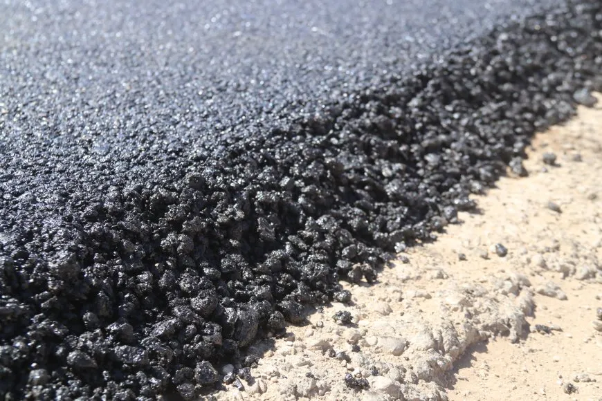 Rêyên bajarokek Amûdê tên asfaltkirin