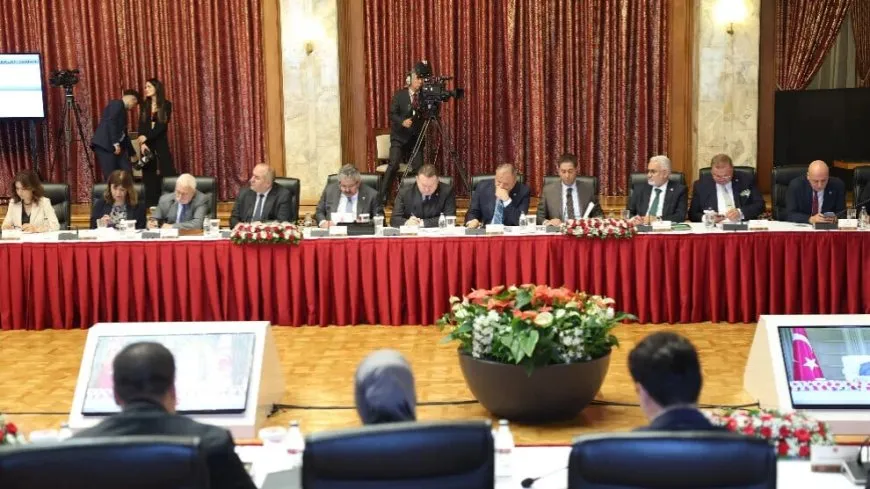 Civîna Komîsyonê: Çareserî bi rêbazên demokratîk, siyasî û aştiyane pêkan e