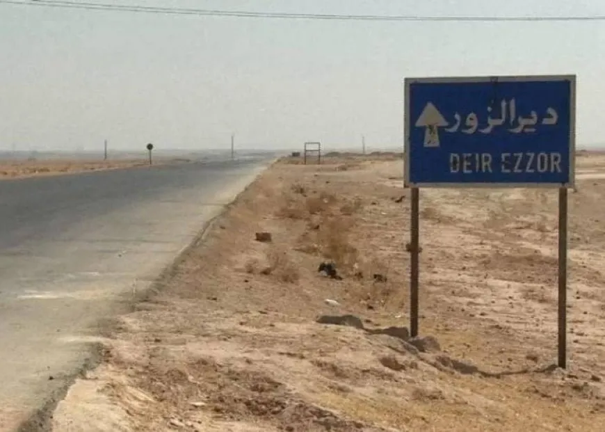 Li dijî bendên ewlekariyê yên Dêrazorê êriş