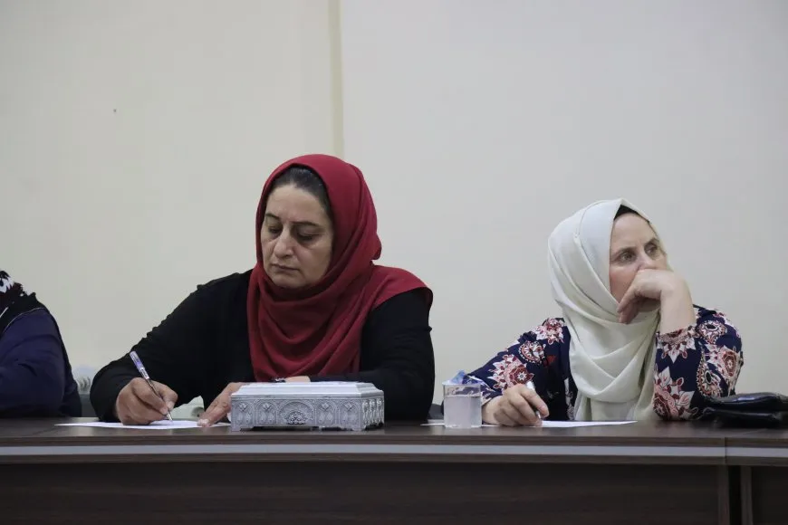 Li Qamişloyê Meclisa Jinan a PYD`ê panelek lidar xist
