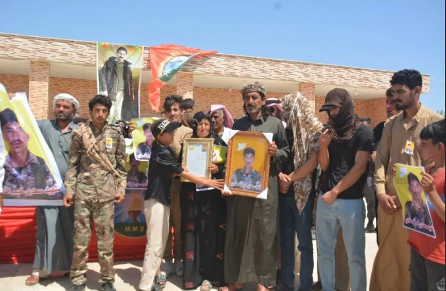 Cenazeyê Amed Qamişlo li Tilkoçerê spartin axê