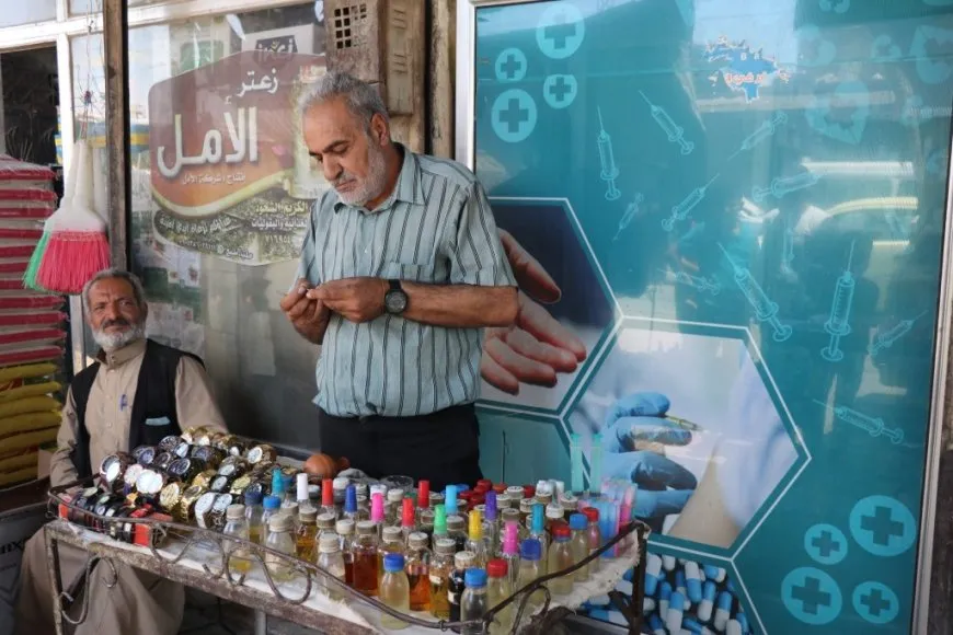 Bîrdankeke 42 salî ya herêma xwe; temîrkarê demjimêran ê Tebqayê