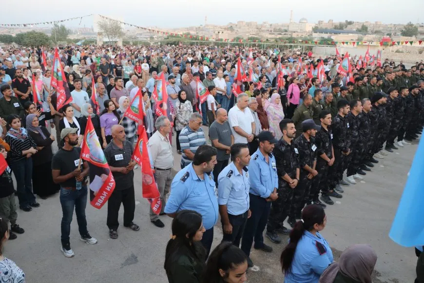 Li Helebê merasîma xiyabî ya şehîd Nûredîn Sofî, Koçero Urfa û Bextiyar Gabar hat lidarxistin