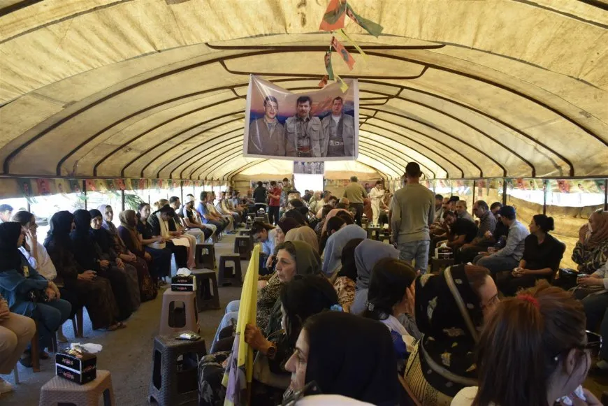 Şêniyên Bakur û Rojhilatê Sûriyeyê di merasîma şehîd Nûreddîn Sofî de soza xwe nû kirin