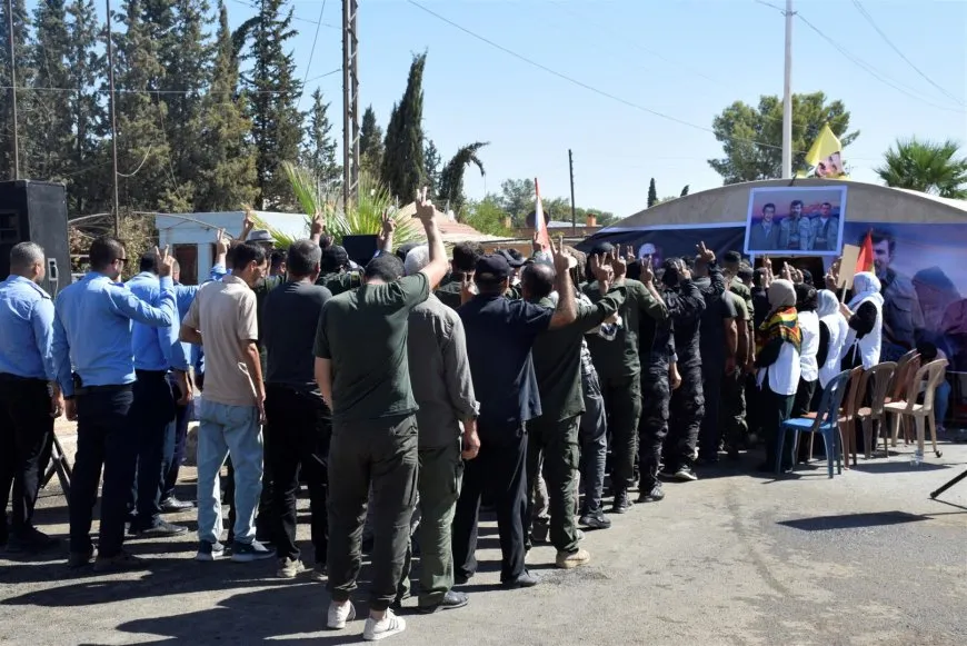 Şêniyên Bakur û Rojhilatê Sûriyeyê di merasîma şehîd Nûreddîn Sofî de soza xwe nû kirin