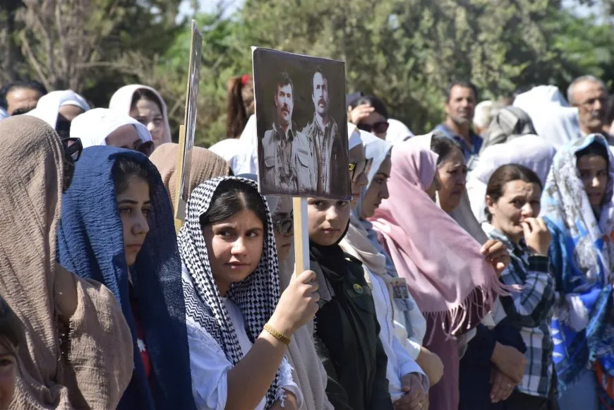 Şêniyên Bakur û Rojhilatê Sûriyeyê di merasîma şehîd Nûreddîn Sofî de soza xwe nû kirin