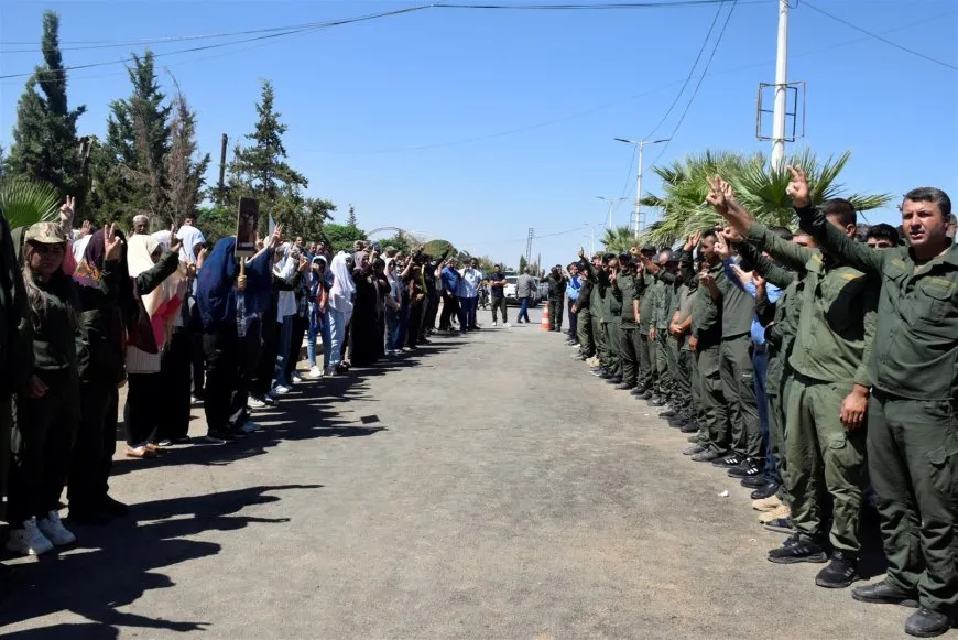 Şêniyên Bakur û Rojhilatê Sûriyeyê di merasîma şehîd Nûreddîn Sofî de soza xwe nû kirin