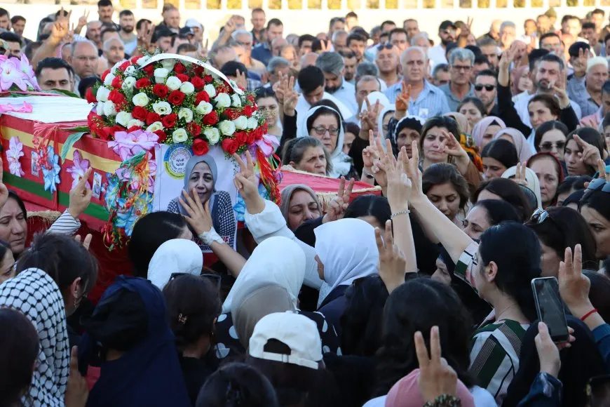 Şehîd Nadiya El Yûsif li Tirbespiyê hate veşartin