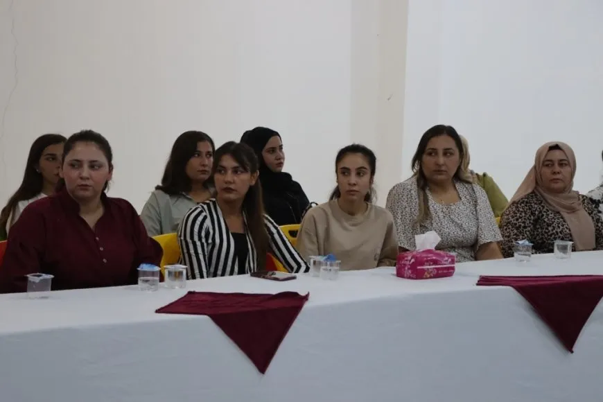 Li Kobanê komxebata rola jinan di "Pêvajoya Aştî û Civaka demokratîk" de