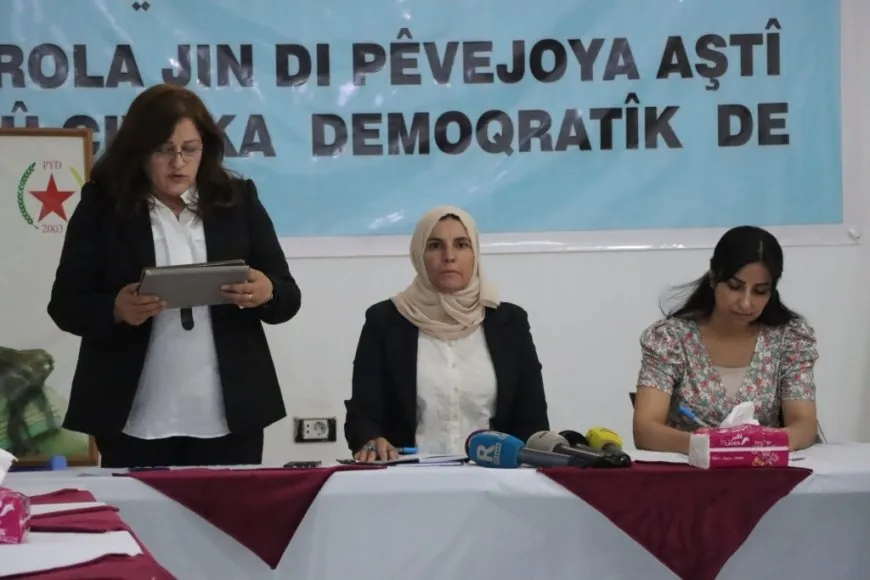 Li Kobanê komxebata rola jinan di "Pêvajoya Aştî û Civaka demokratîk" de