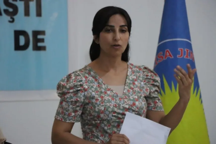 Li Kobanê komxebata rola jinan di "Pêvajoya Aştî û Civaka demokratîk" de
