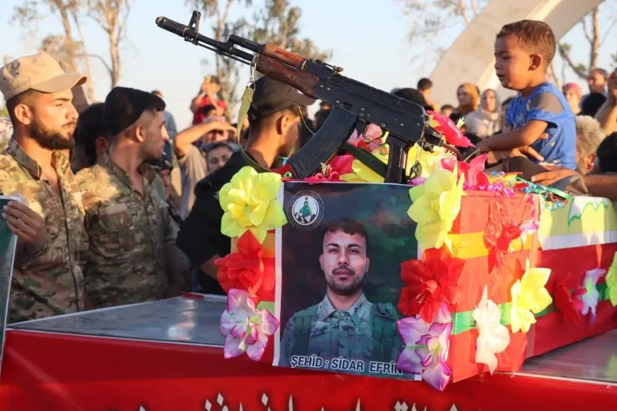 Şêniyên Tebqayê şehîdekî HRE`yê spart axê