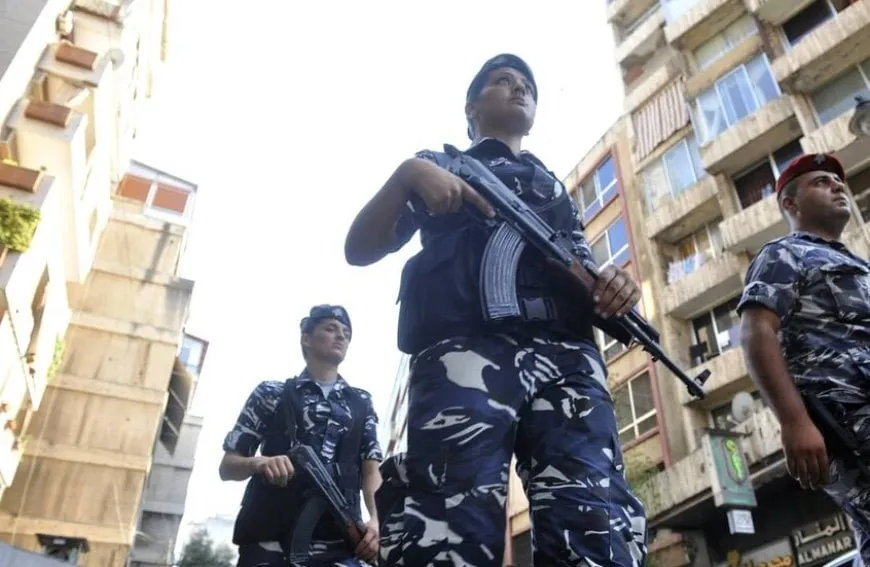 Li Lubnanê kesên li zarokekî sûriyeyî xistibû hatin girtin