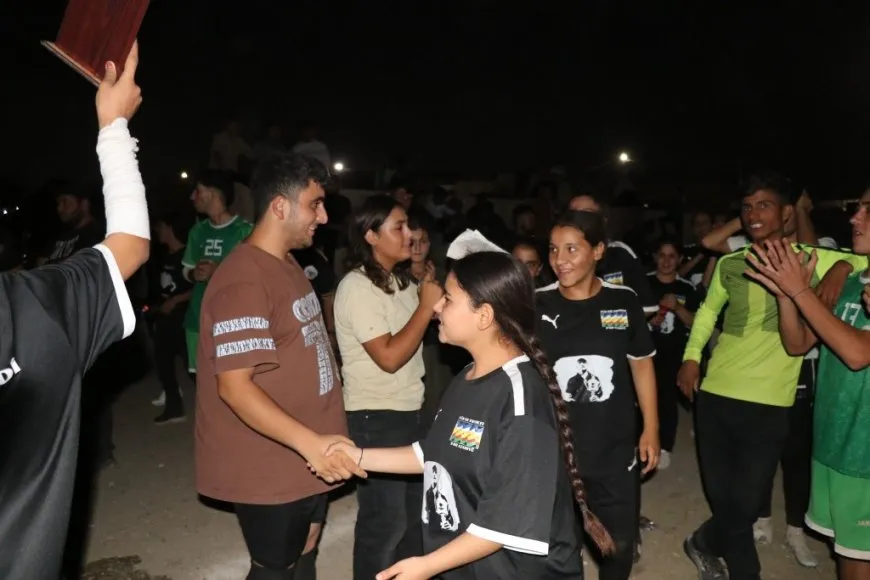 Festîvala Sporê ya Efrînê bi xelatkirina tîmên serkeftî bi dawî bû