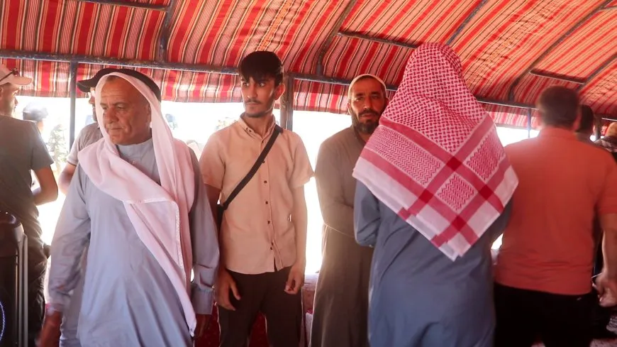 Xelkê Reqayê sersaxî da malbata şehîd Mihemed El Hîsanî