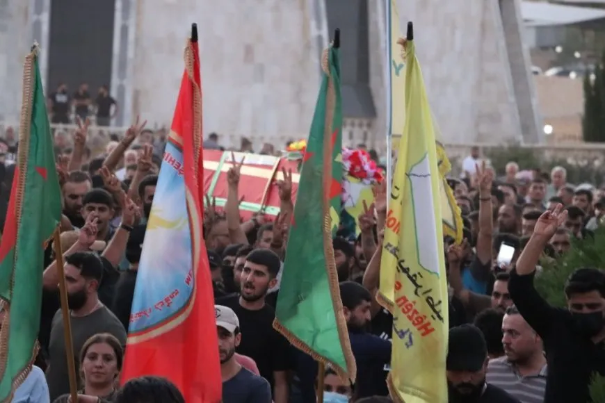 Bi sedan gelê Kantona Firatê şehîd Baran Girê Spî spart axê