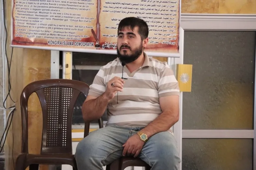 Li Kobanê civîna "Rola ol di siyasetê de"