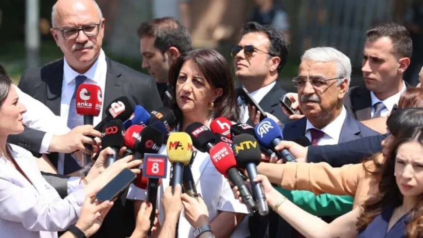 Şandeya DEM Partî dê biçe Îmraliyê