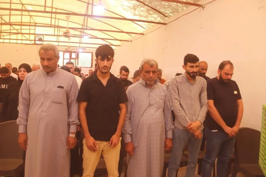 Xelkê Reqayê sersaxî da malbata şehîd Yehya El Tehiş