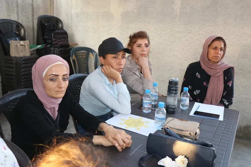 Yekitiya Jinên Ciwan li Helebê berpirsyariyên xwe li hember pêvajoyê aştiyê nîqaş kir