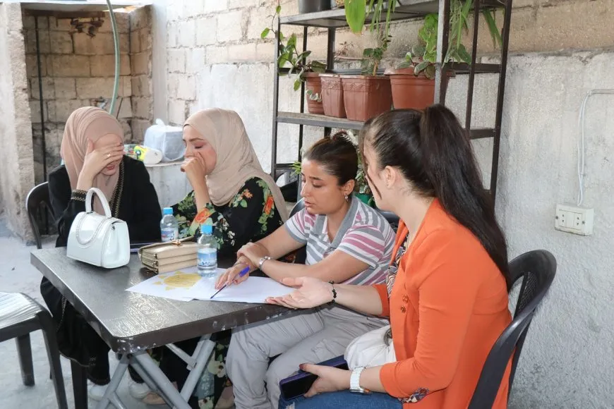 Yekitiya Jinên Ciwan li Helebê berpirsyariyên xwe li hember pêvajoyê aştiyê nîqaş kir