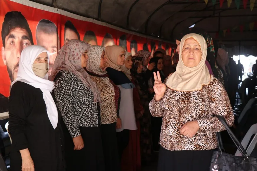 ˋEm êşa windabûnê û serbilindiya şehadetê bikin hêza bilindkirina têkoşînêˊ