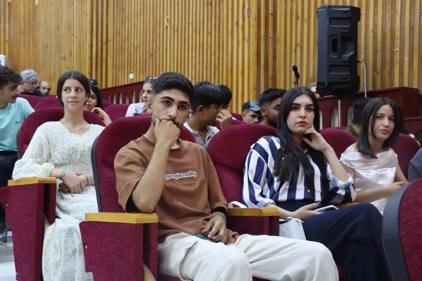 Li Qamişloyê konsera xwendekêrên Peymangeha Bilind a Hunerê