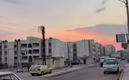 Li dijî xelkê taxa Someriyê ya Şamê serdegirtin û astengî