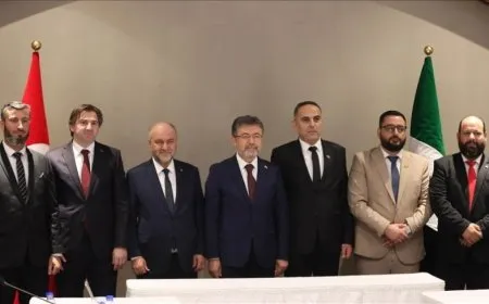 Wezîrê Tirk pirsên têkildarî girtina ava Firatê nebersivandin