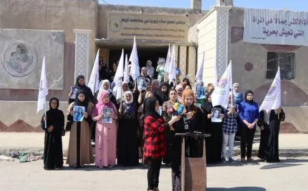  Banga aşkerakirina aqûbeta 2 jinên ciwan ên revandî