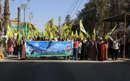 Jinan bi meşekê daxwaziya azadiya fizîkî ya Rêber Abdullah Ocalan kir