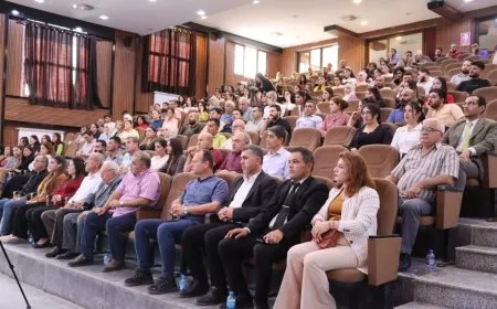Zanîngeha Kobanê komxebata `Fêrkirin Weke Rahênana Azadiyê` li dar xist