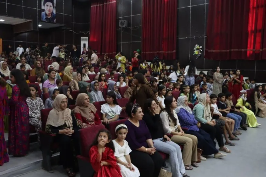 Li Kobanê Festîvala 8ˊemîn a Zarokan dest pê kir