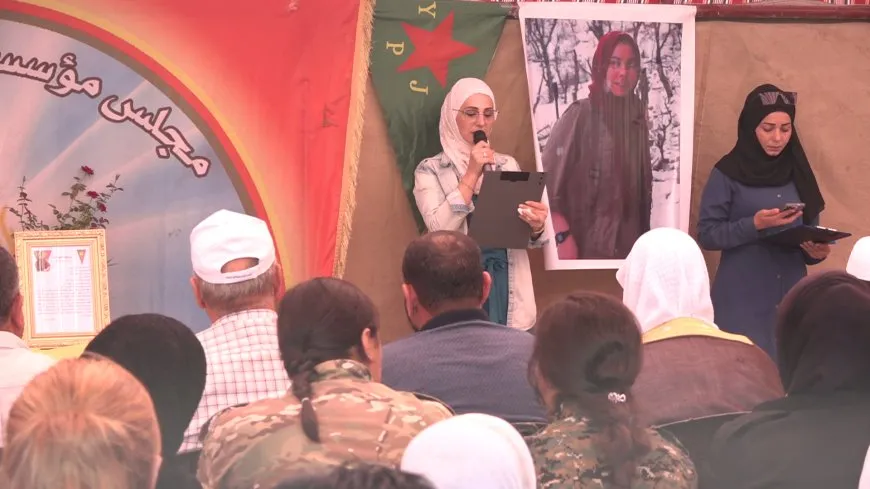 Xelkê Reqayê sersaxî da malbata şehîd Emîne Elî