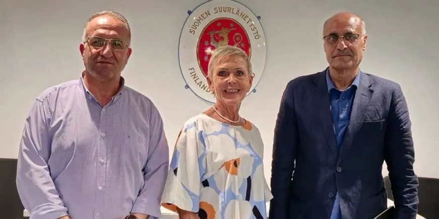 Bedran Çiya Kurd, Ebdulselam Ehmed û balyoza fînlendî li hev civiyan
