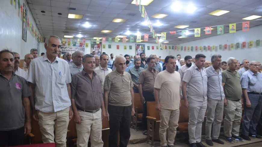Têkildarî lihevkirina 10`ê Adarê û asoyên çareseriyê panel