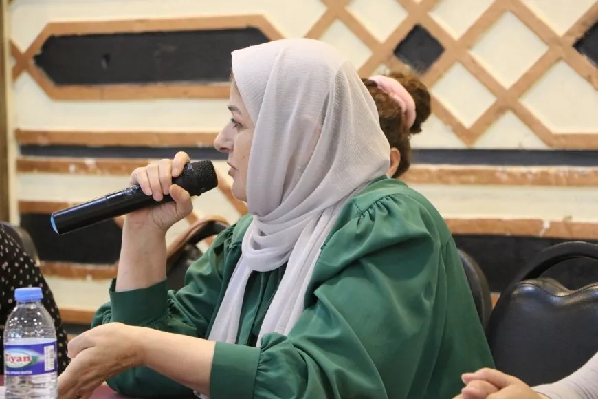Jinan li Hesekê şîdeta li ser jinan nîqaş kir