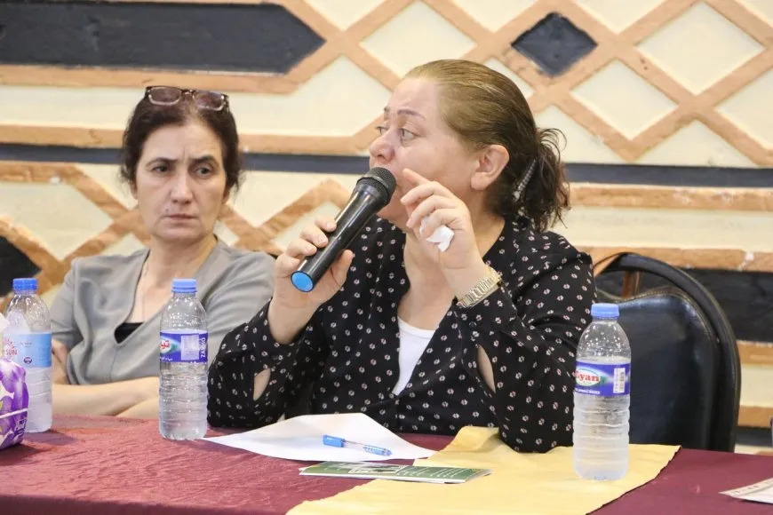 Jinan li Hesekê şîdeta li ser jinan nîqaş kir
