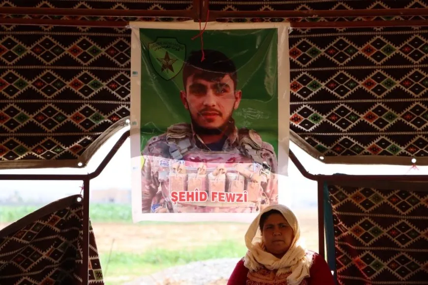 Sersaxî ji malbata şehîd Mistefa Teharo re hat xwastin