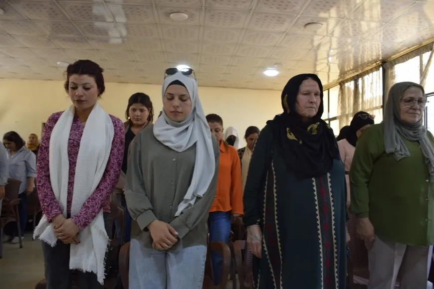 Kongreya Îslama Demokratîk du panel li dar xistin