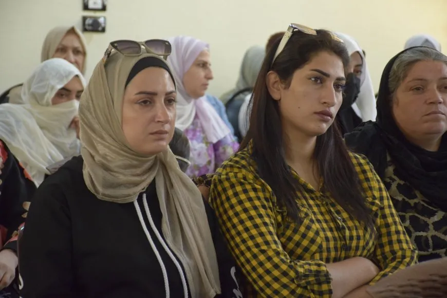 Kongreya Îslama Demokratîk du panel li dar xistin