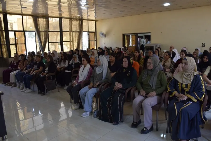 Kongreya Îslama Demokratîk du panel li dar xistin