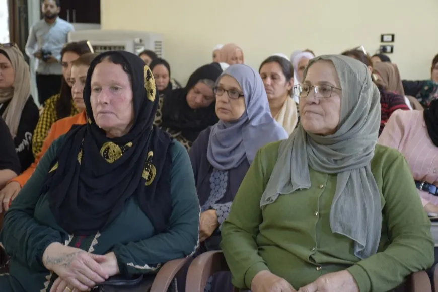 Kongreya Îslama Demokratîk du panel li dar xistin