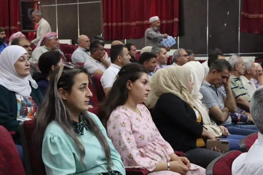 Kongreya Îslama Demokratîk du panel li dar xistin