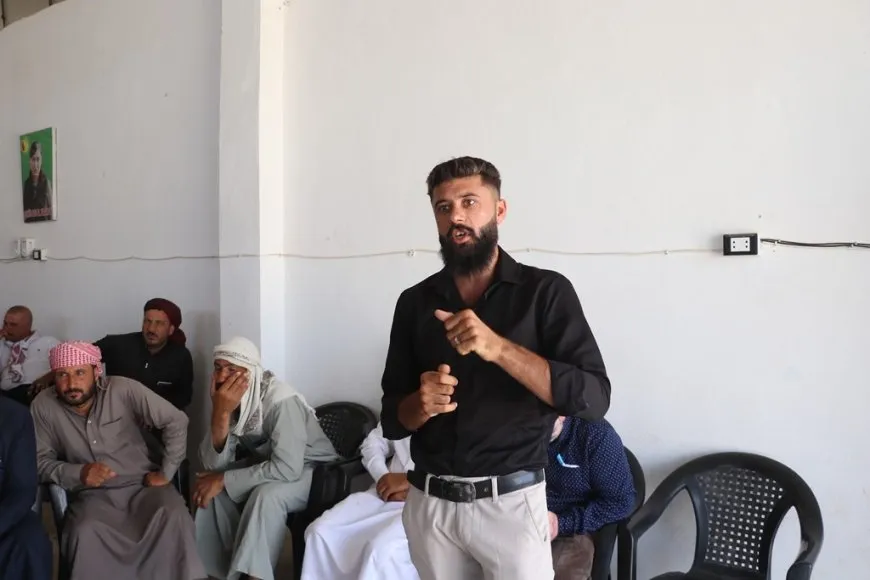 Hevserokên komînên Şedadê daxwazên şêniyan ji civîna meclisê re veguhastin