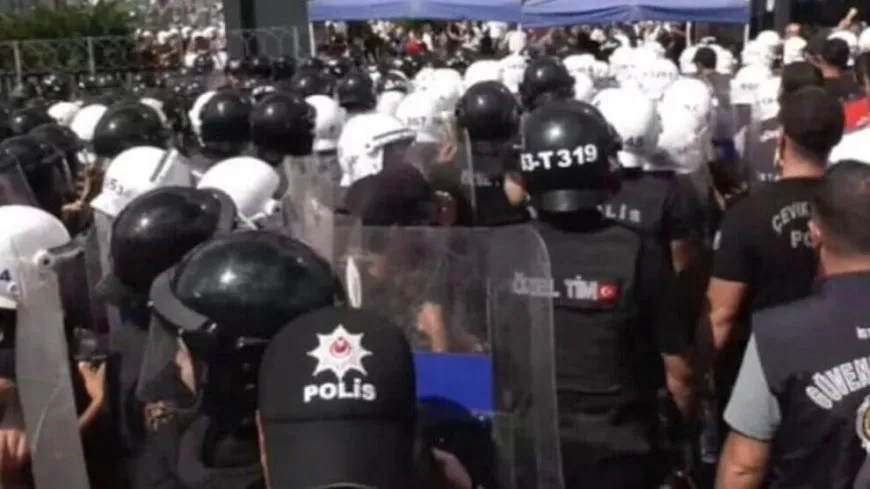 Di rageşiya li Stenbolê de 10 kes hatin destgîrkirin