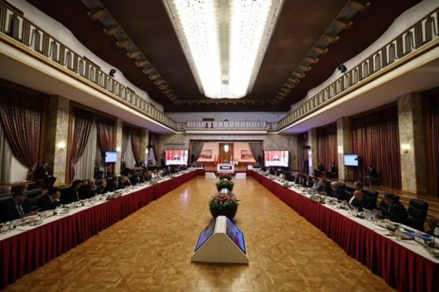 Civîna 9emîn a Komîsyona Meclîse dest pê kir
