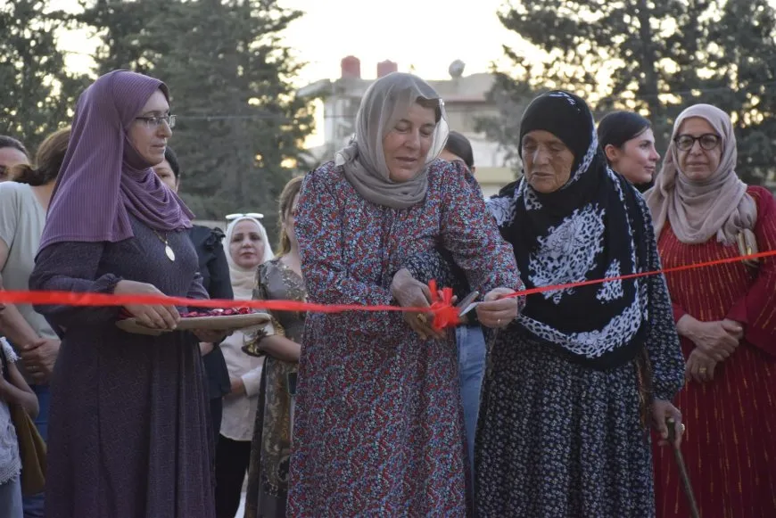 Li Dirbêsiyê `Kafeteriya Hîlala Zêrîn` hate vekirin